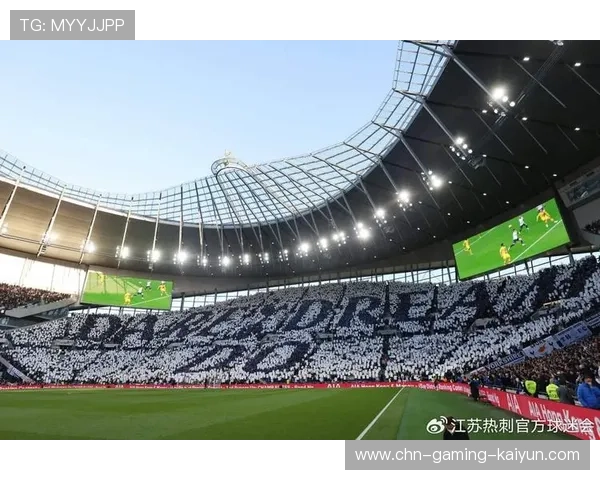 托特纳姆热刺快速冲击攻陷禁区外侧位置 托特纳姆热刺快速冲击攻陷禁区外侧位置