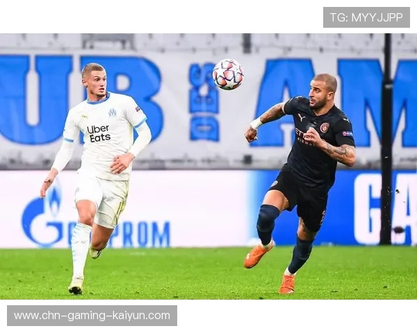 阿斯顿维拉快速推进让整条防线被迫后撤 阿斯顿维拉快速推进让整条防线被迫后撤